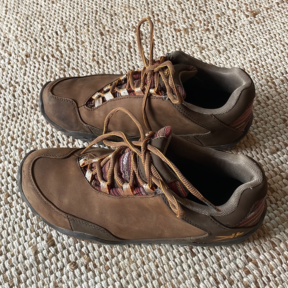 Women’s Kuru Chicane Size 10